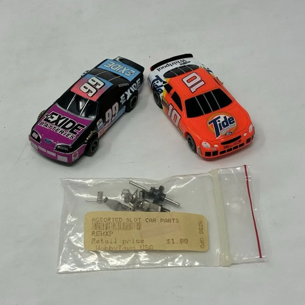Slot Car Life Like M Chassis #99 Exide & #10 Tide + Vtg Bag Spare Parts Tested